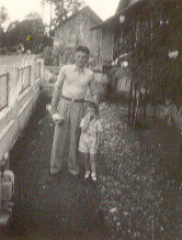 '39 in de tuin bij tante Ans in de Cantinelaan